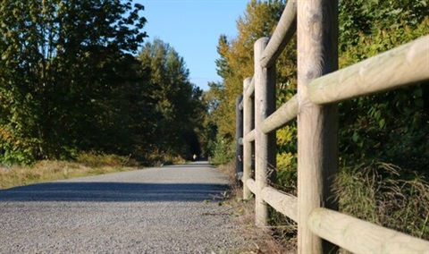 Path at cross Kirkland corridor on a sunny day