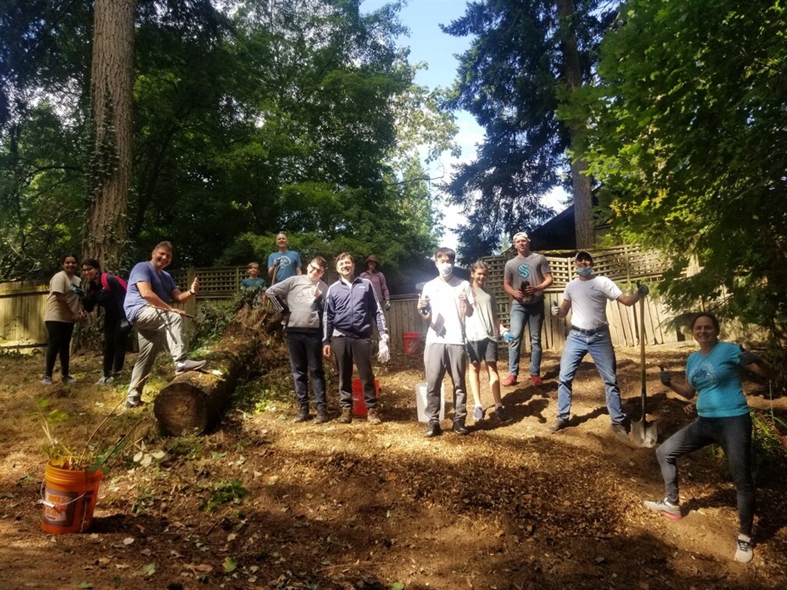 Volunteers at South Rose Hill Park
