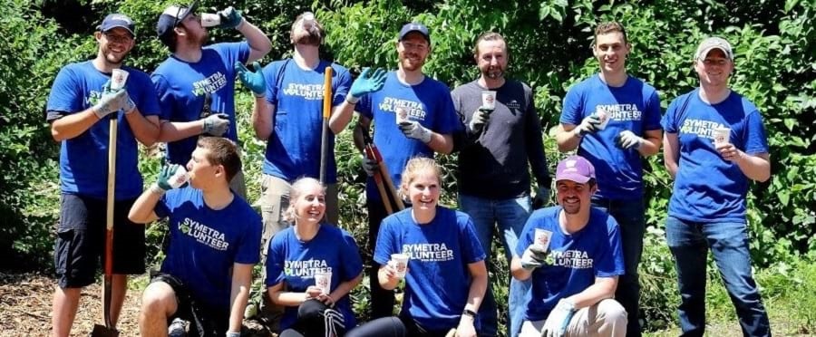Symetra-Group-Volunteer.jpg