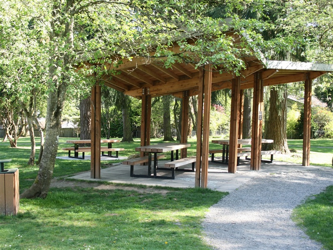132nd Square Park picnic area