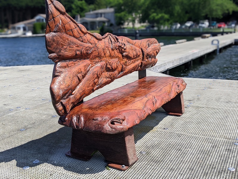 Waverly Beach carved bench by Pat McVay