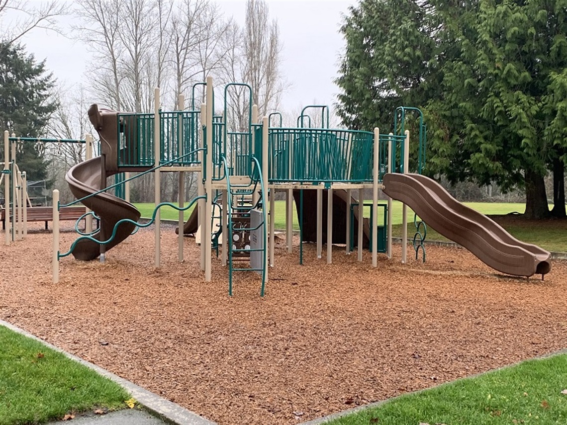 Crestwoods Park Playground